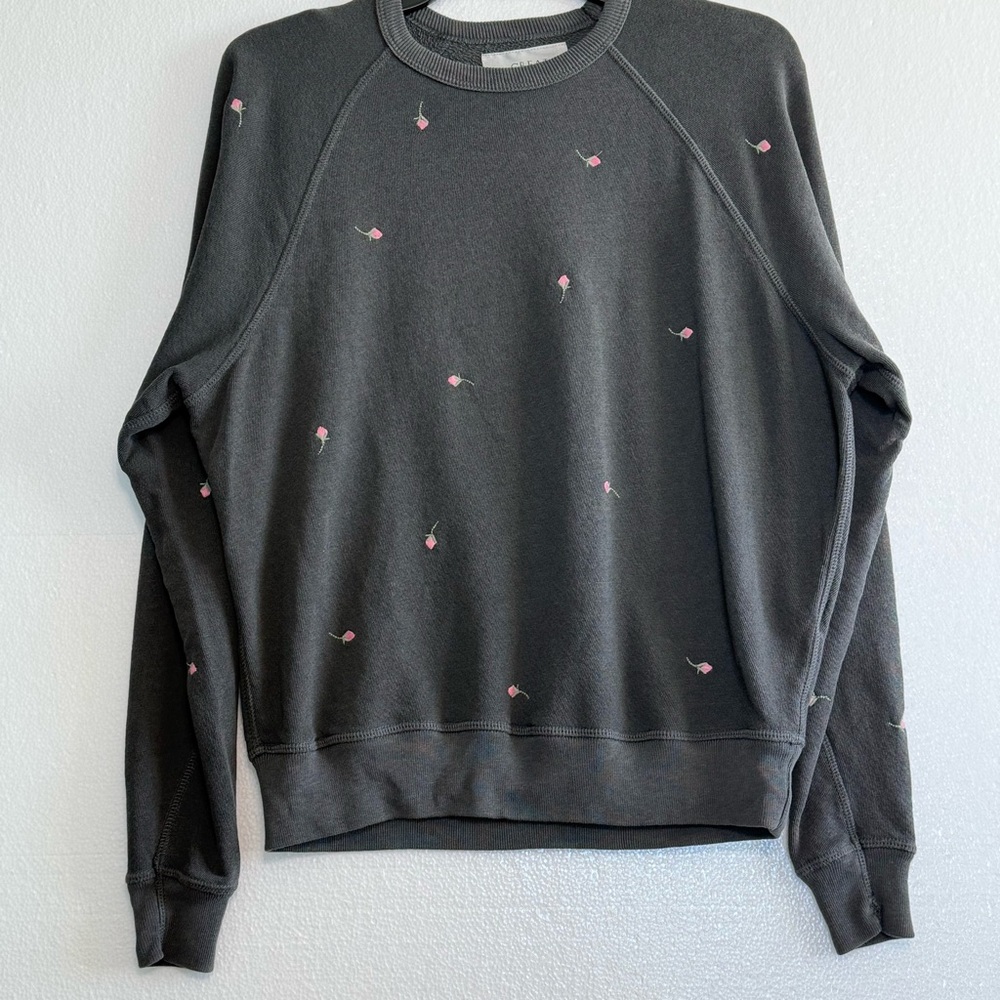 THE GREAT The College Crew Sweatshirt Embroidered Roses Washed Black Size XS US